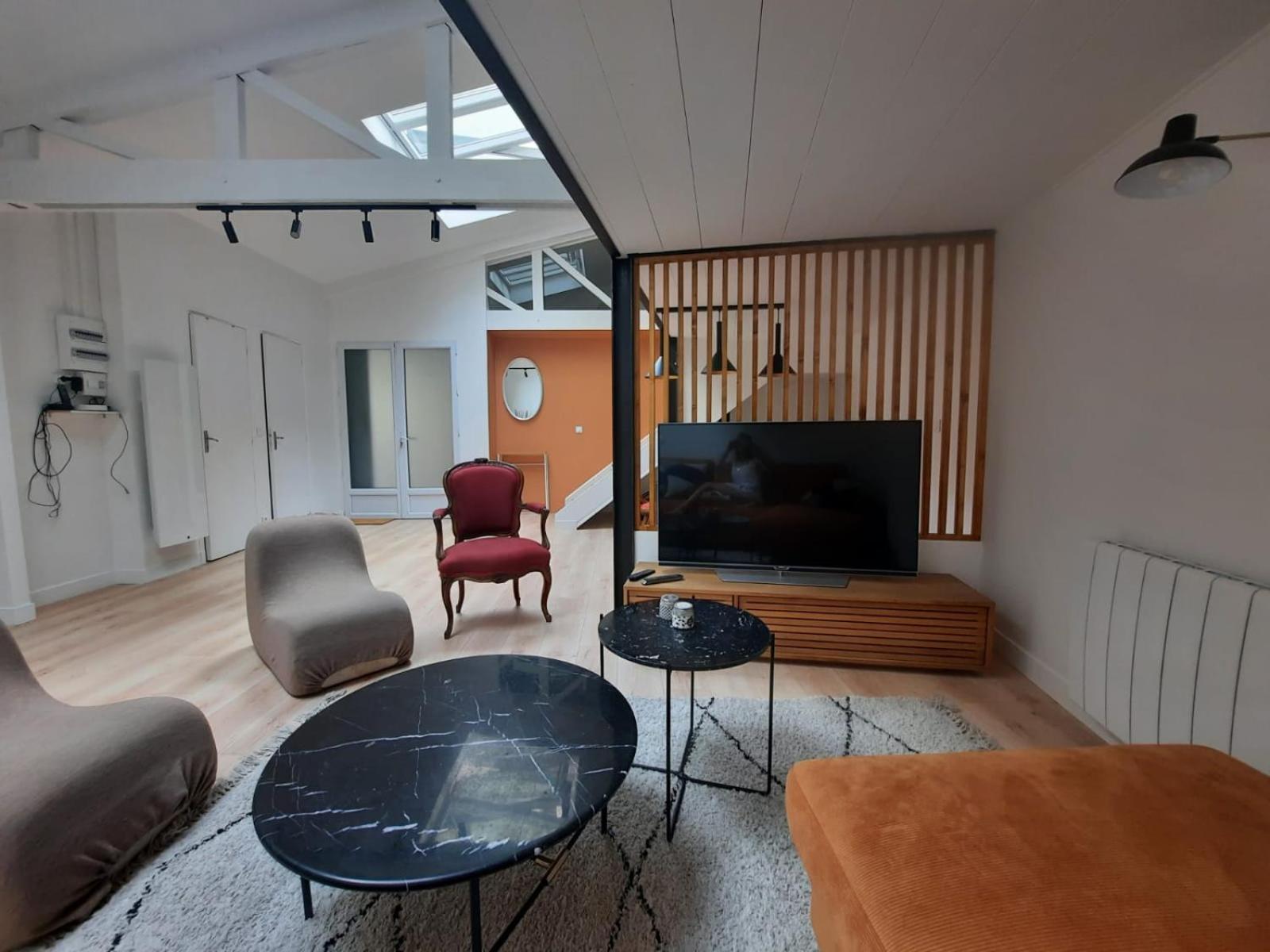 Loft 4-5 Personnes A Montmartre - Parking Prive Sur Reservation ปารีส ภายนอก รูปภาพ