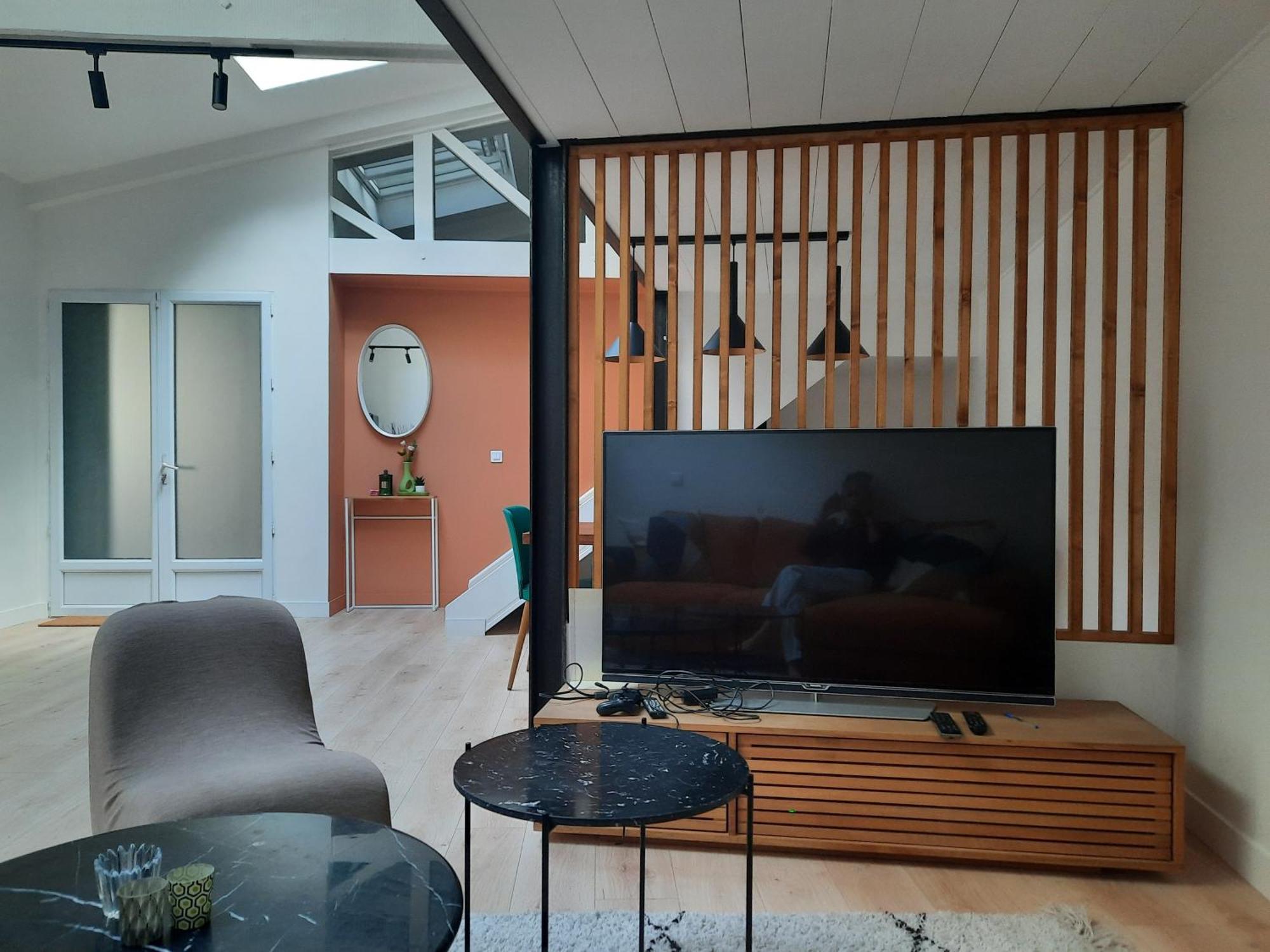 Loft 4-5 Personnes A Montmartre - Parking Prive Sur Reservation ปารีส ภายนอก รูปภาพ