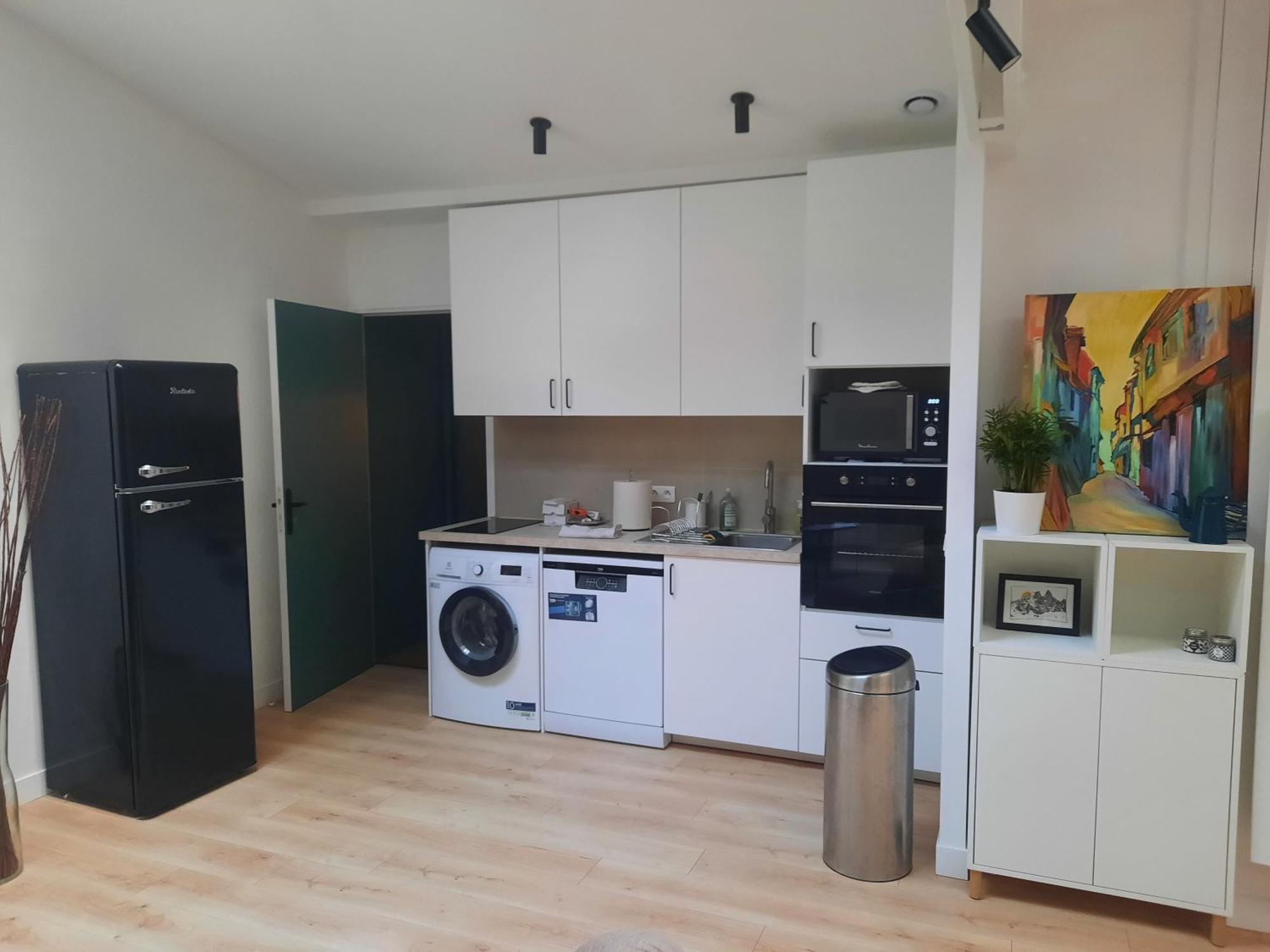 Loft 4-5 Personnes A Montmartre - Parking Prive Sur Reservation ปารีส ภายนอก รูปภาพ